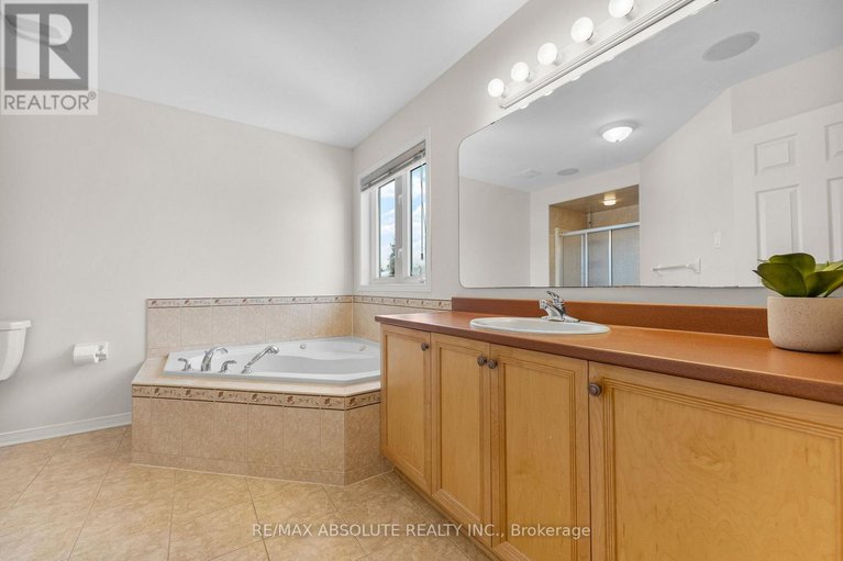 29431368/115-arrowwood-drive/stittsville-south/ottawa/ontario/K2S2G2_16