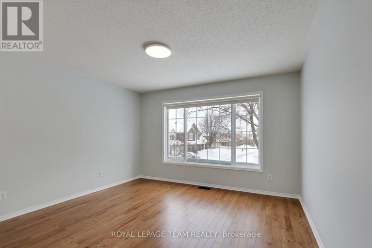 29354960/7-manorgate-place/craig-henrywoodvale/ottawa/ontario/K2G6L3_37