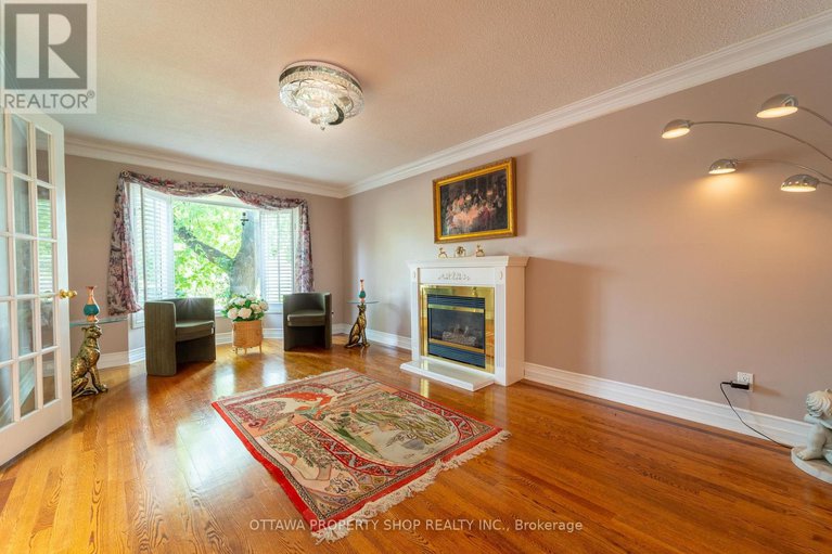 28429385/566-falwyn-crescent-w/fallingbrookridgemount/ottawa/ontario/K4A2A4_7