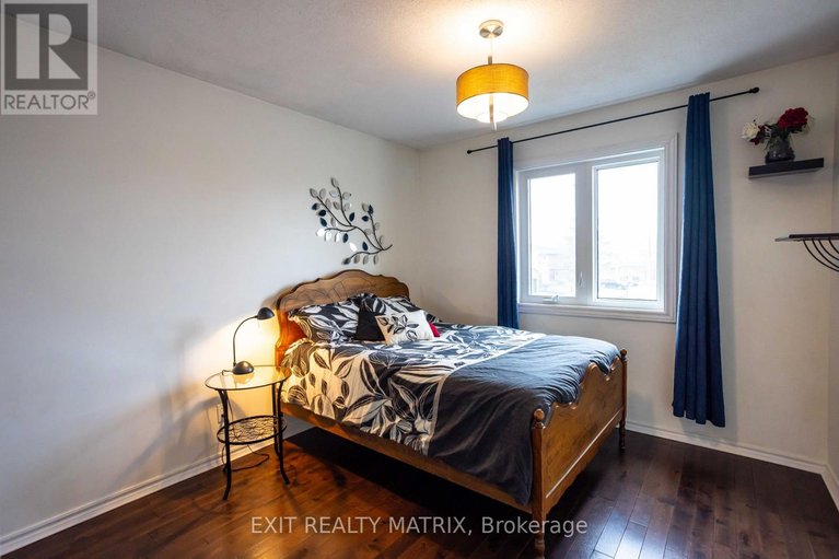 29636686/555-apollo-way/fallingbrookpineridge/ottawa/ontario/K4A1V1_24