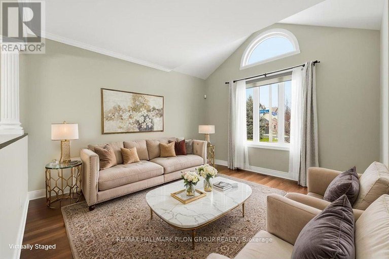 29118870/188-whispering-winds-way/mer-bleuebradley-estatesanderson-park/ottawa/ontario/K1W0B5_3