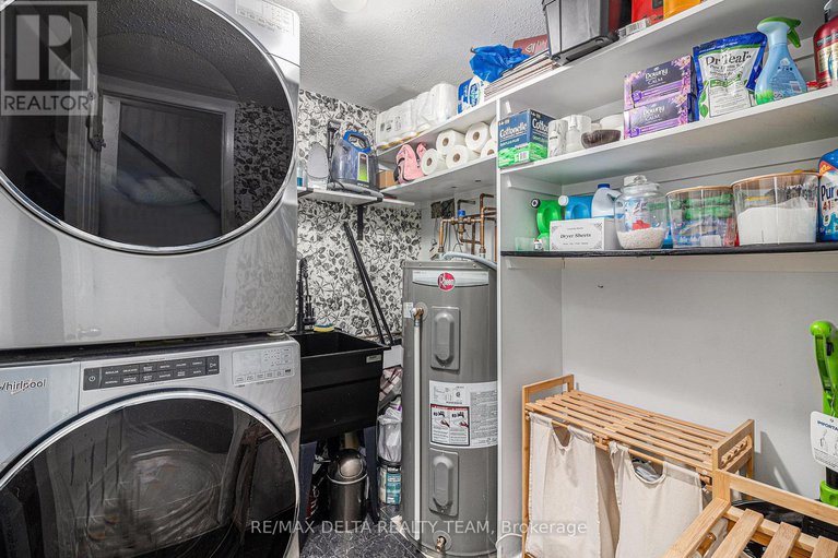 29388557/a-6704-jeanne-darc-boulevard/convent-glen-north/ottawa/ontario/K1C6E9_24