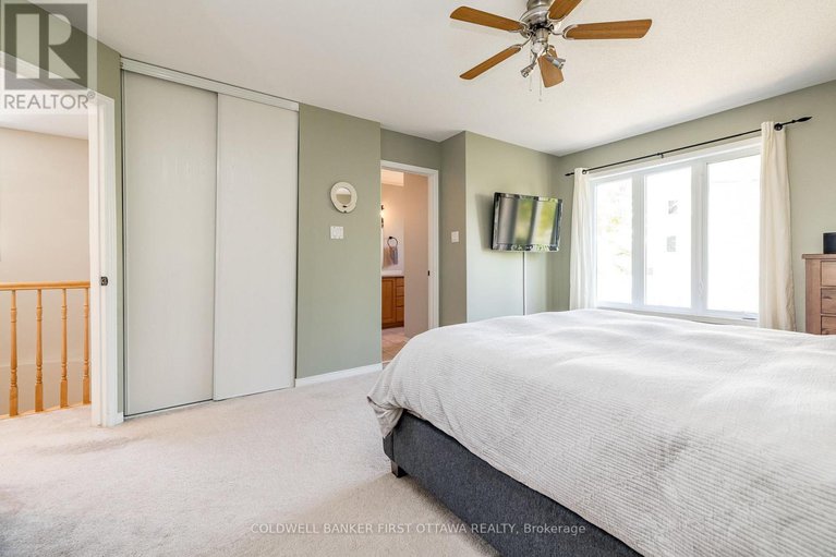 29047909/491-meadowbreeze-drive/emerald-meadowstrailwest/ottawa/ontario/K2M2T6_29