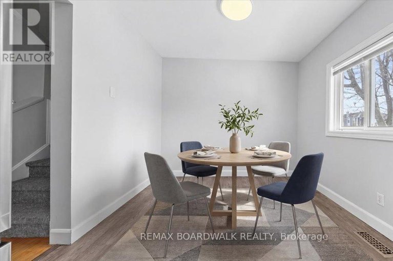 29445162/1513-thurlow-street/fallingbrookridgemount/ottawa/ontario/K4A2K9_29