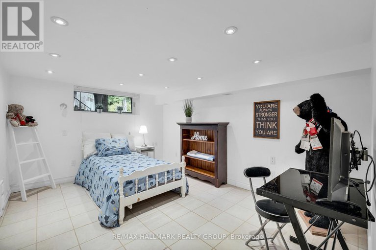 28777678/2860-barlow-crescent/dunrobin-shores/ottawa/ontario/K0A1T0_31
