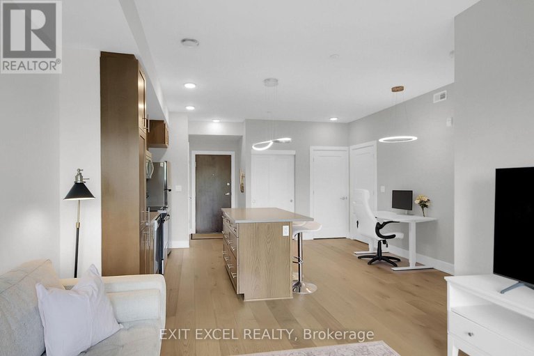 28436397/307-615-longfields-drive/longfields/ottawa/ontario/K2J6J3_12