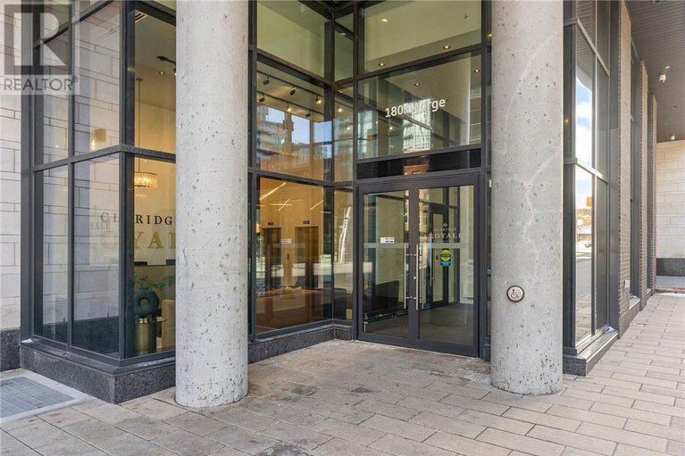 29413485/180-george-street-unit-ph206/ottawa/ontario/K1N0G8_3