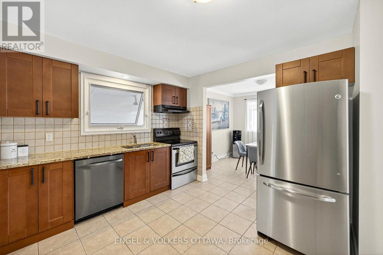 29021234/1291-notting-hill-avenue/ellwood/ottawa/ontario/K1V6T5_13