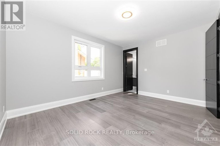 28596831/224-roger-road/alta-vistafaircrest-heights/ottawa/ontario/K1H5C6_11