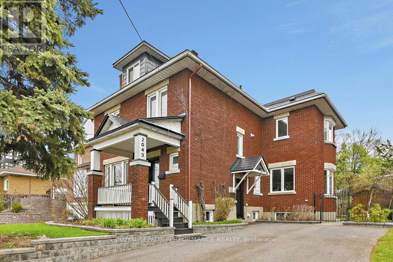 28274254/2043-riverside-drive/faircrest-heights/ottawa/ontario/K1H7X1_1