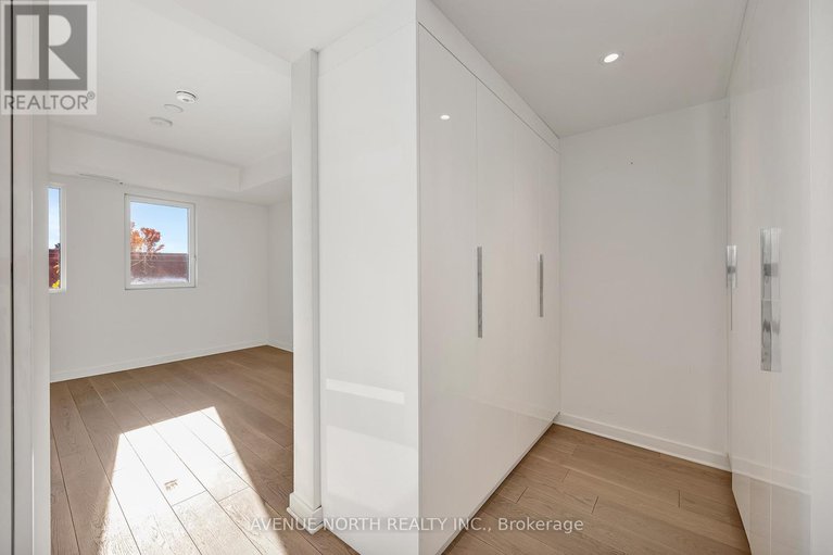 29325108/101-135-barrette-street/vanier/ottawa/ontario/K1L7Z9_26