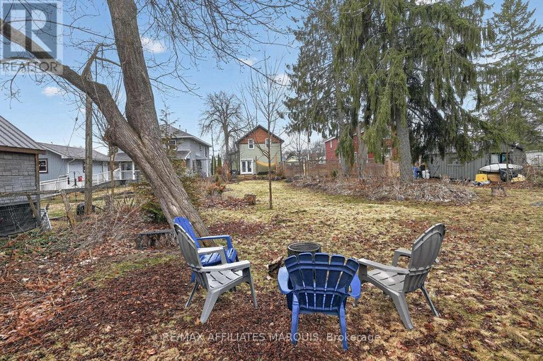 29607389/20-river-street/smiths-falls/smiths-falls/ontario/K7A3S2_36