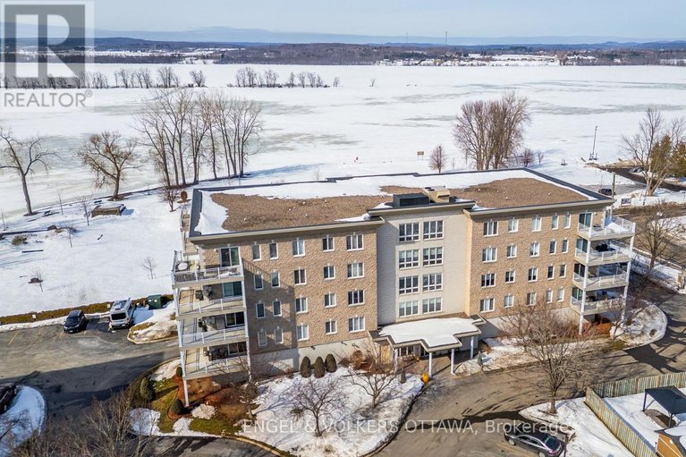 29594837/206-134-edwards-street/town-of-rockland/clarence-rockland/ontario/K4K1T5_1