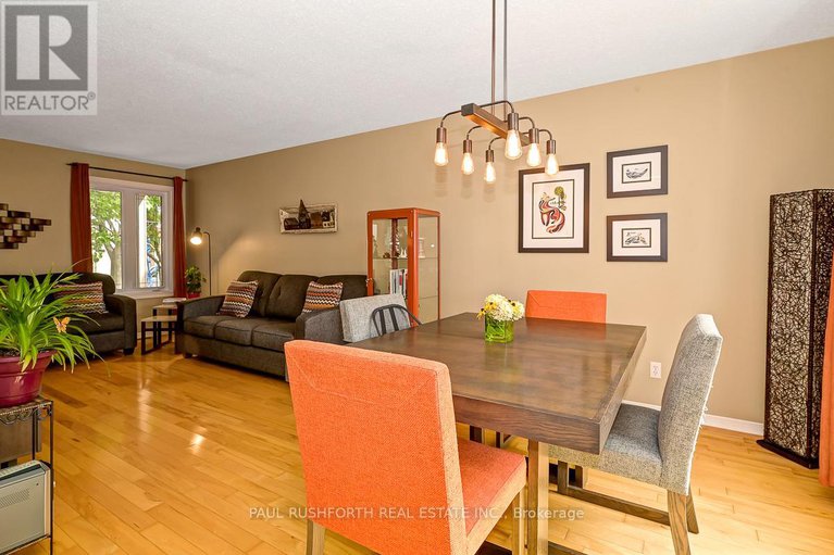 28780596/1853-sunland-drive-s/fallingbrookgardenway-south/ottawa/ontario/K4A3S8_9