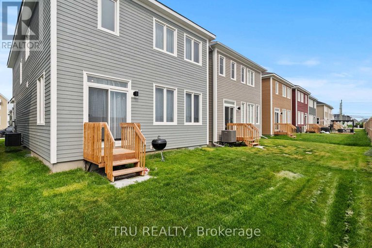 28989270/517-oldenburg-avenue/btwn-franktown-rd-fallowfield-rd/ottawa/ontario/K0A2Z0_26