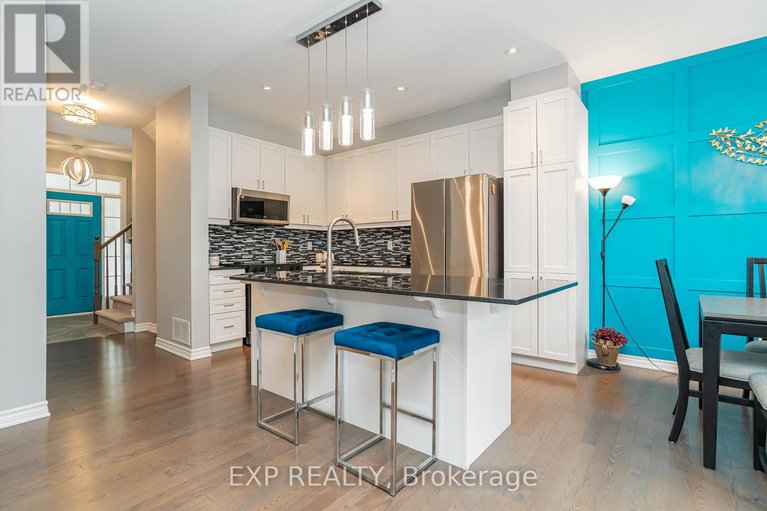 28911452/25-solaris-drive/emerald-meadowstrailwest/ottawa/ontario/K2M0L6_4