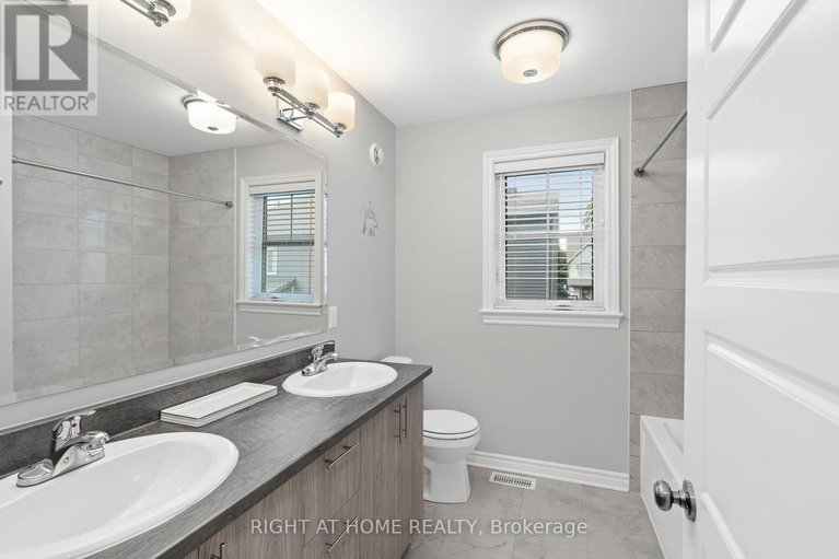 28530019/5-merrill-street/stittsville-north/ottawa/ontario/K2S2M8_25