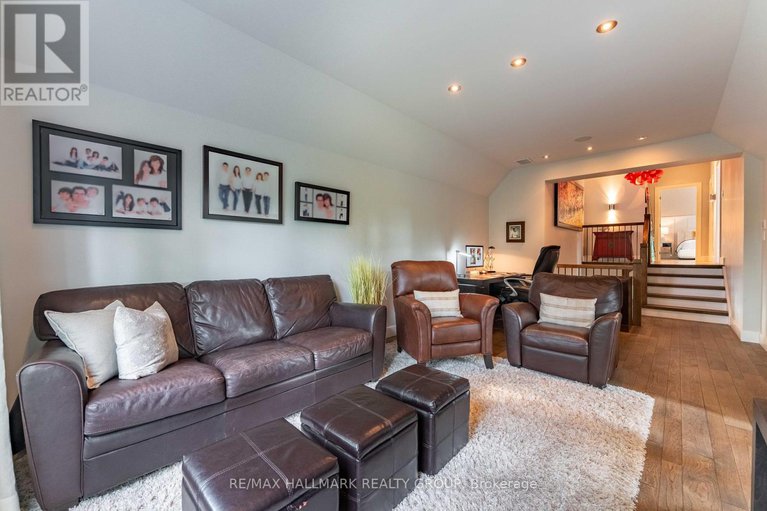 28646553/39-jacquot-street/champlain-twp/champlain/ontario/K0B1K0_22