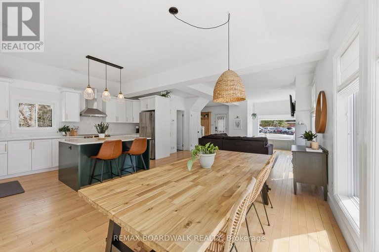 29643946/62-craig-street/village-of-russell/russell/ontario/K4R1A2_23