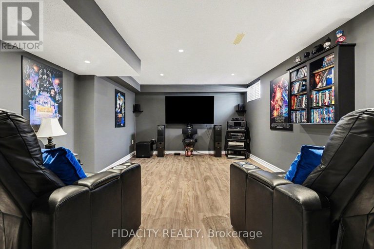 29601671/21-west-ridge-drive/stittsville-central/ottawa/ontario/K2S1S4_30