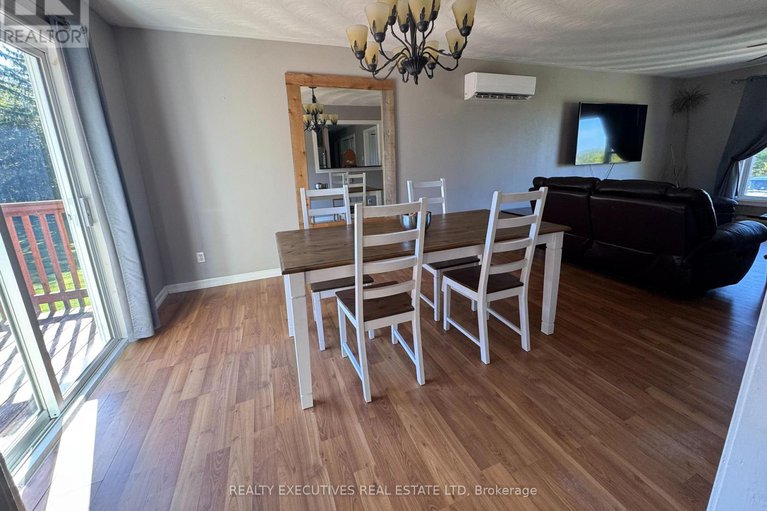 28874720/166-best-road-ne/drummondnorth-elmsley-north-elmsley-twp/drummondnorth-elmsley/ontario/K7A4S4_21