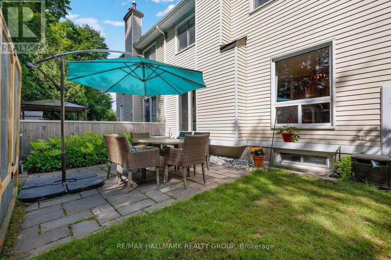 28647617/1162-derable-place/convent-glen-north/ottawa/ontario/K1C5L3_32