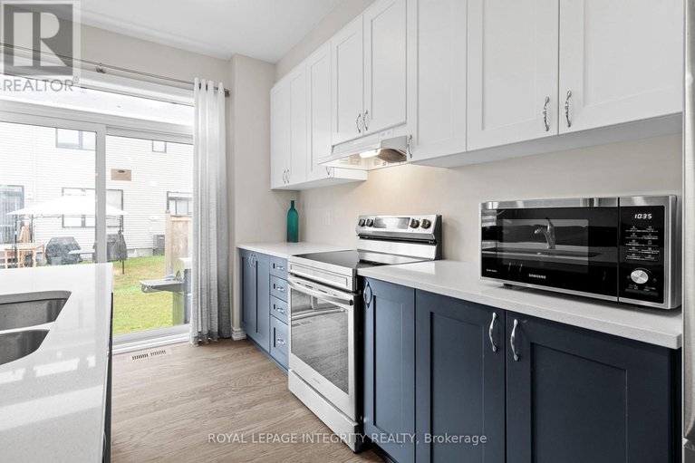 28910286/504-flagstaff-drive/half-moon-bay/ottawa/ontario/K2J6T5_10