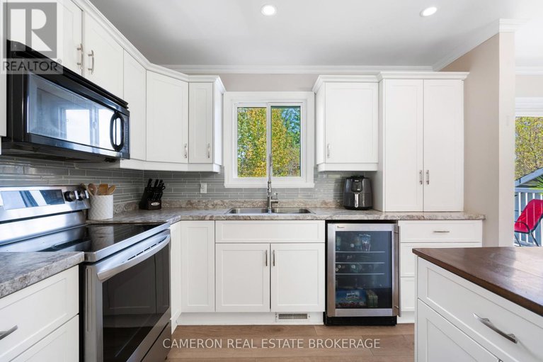 28963342/5389-nine-mile-road/south-glengarry-charlottenburgh-twp/south-glengarry/ontario/K0C1S0_8
