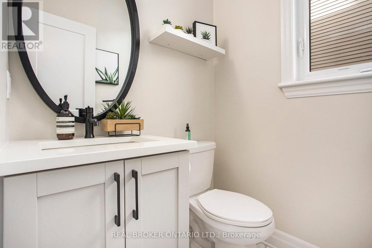 28928628/767-cairn-crescent/mer-bleuebradley-estatesanderson-park/ottawa/ontario/K1W0P4_16