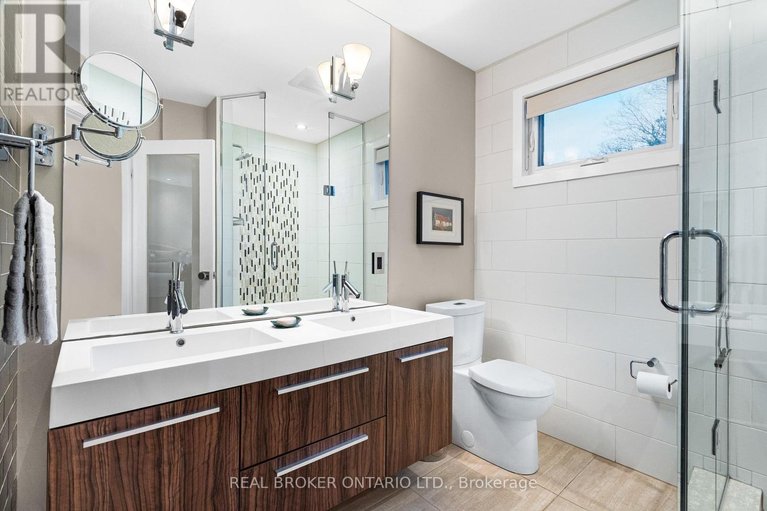 29687416/1958-neepawa-avenue/carlingwood/ottawa/ontario/K2A3L5_32