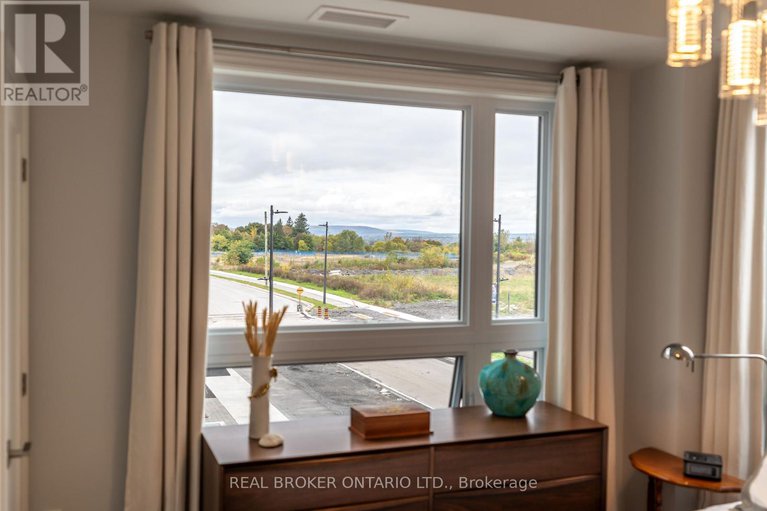 29418459/219-1350-hemlock-street/cfb-rockcliffe-and-area/ottawa/ontario/K1K5C2_12