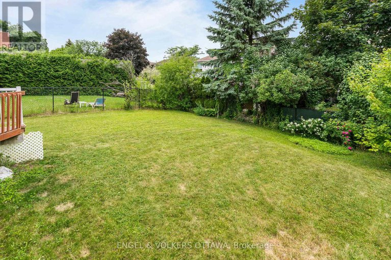 28550043/4-collingwood-crescent/morgans-grantsouth-march/ottawa/ontario/K2K2G6_42