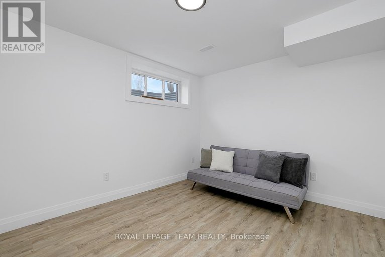 29589200/949-atrium-ridge/riverside-southgloucester-glen/ottawa/ontario/K4M0P3_47