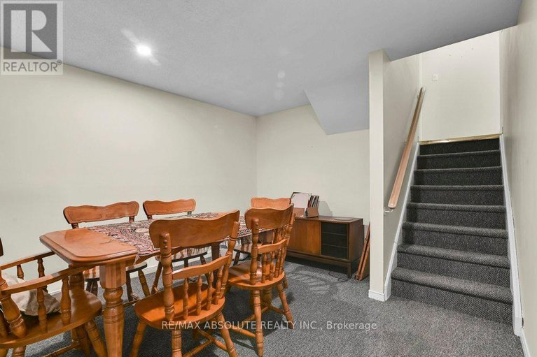 29665092/535-gascon-street/village-of-russell/russell/ontario/K4R1C6_26