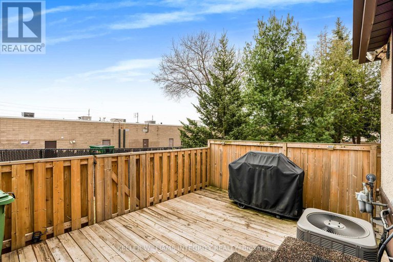 28281496/131-1299-bethamy-lane/beacon-hill-south/ottawa/ontario/K1J8P3_27