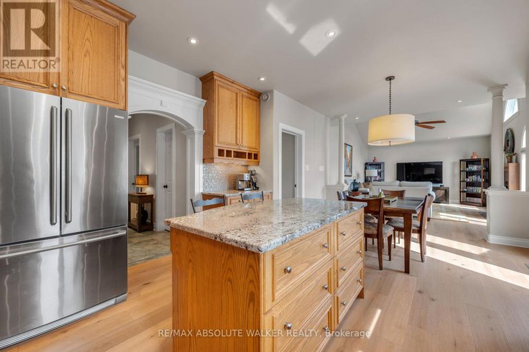 28412580/185-glenncastle-drive/carp/ottawa/ontario/K0A1L0_11