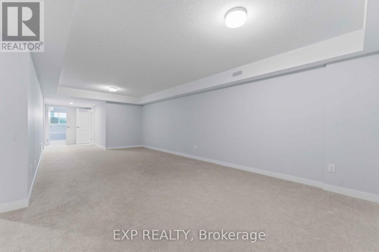 29443713/116-parnian-private/half-moon-bay/ottawa/ontario/K2J4H7_62