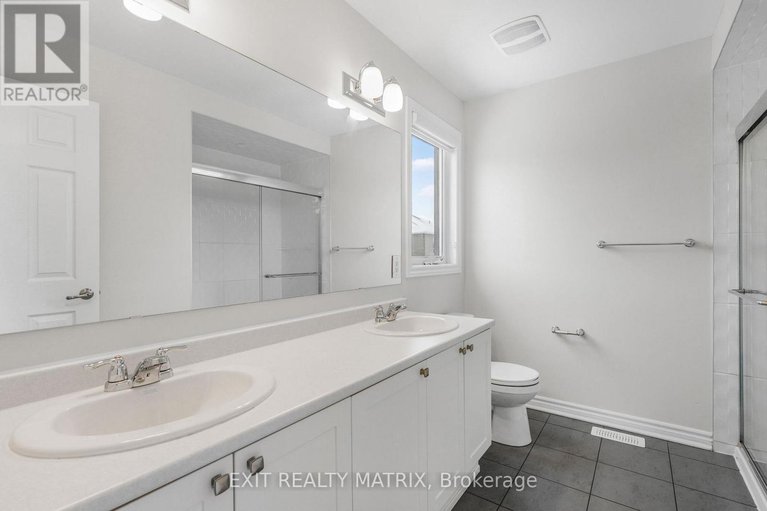 29254441/839-henslows-circle/avalon-west/ottawa/ontario/K4A5H7_24