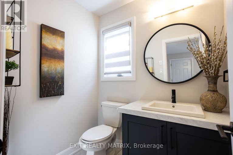 29322607/521-marseille-street/embrun/russell/ontario/K0A1W0_8