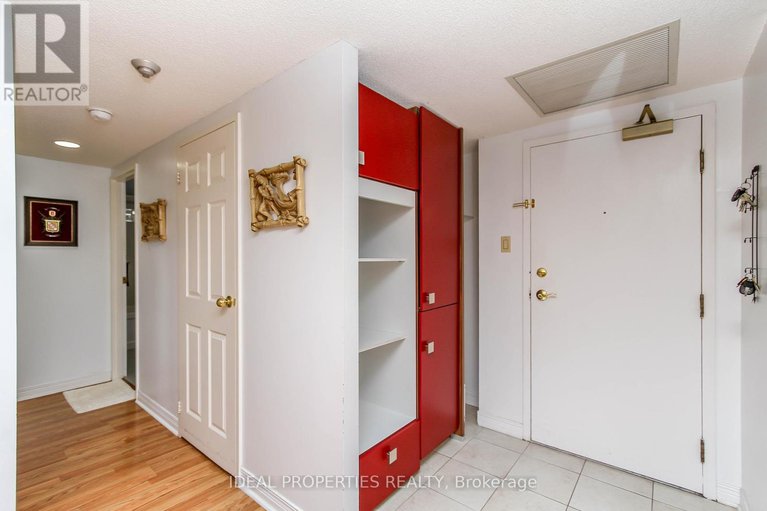 28573644/809-100-grant-carman-drive/borden-farmstewart-farmcarleton-heightsparkwood-hills/ottawa/ontario/K2E8B8_22