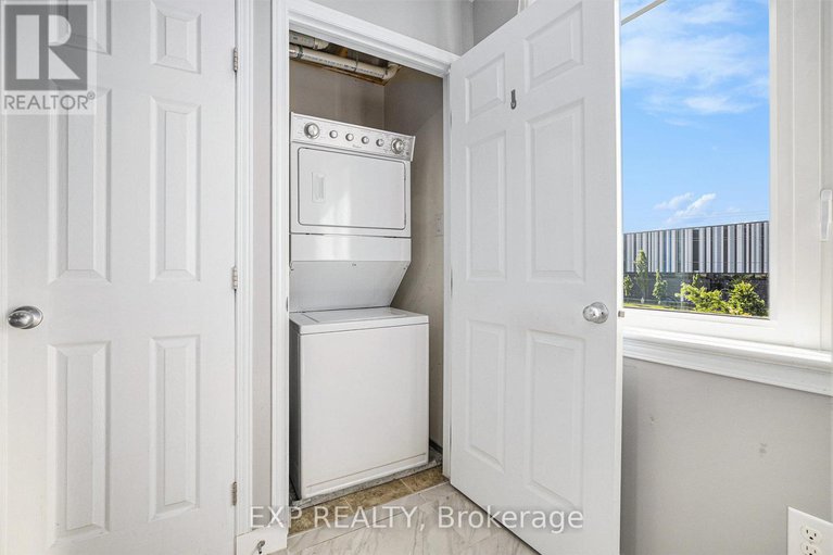 28525103/250-shanly-private/stonebridge/ottawa/ontario/K2J5X6_10