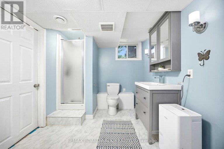 29538006/121-stamford-drive/drummond-n-elmsley-drummond-twp/drummondnorth-elmsley/ontario/K7H3C1_24