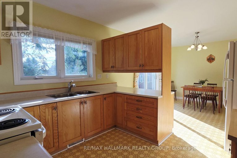 28787697/33-fortune-street/richmond/ottawa/ontario/K0A2Z0_10