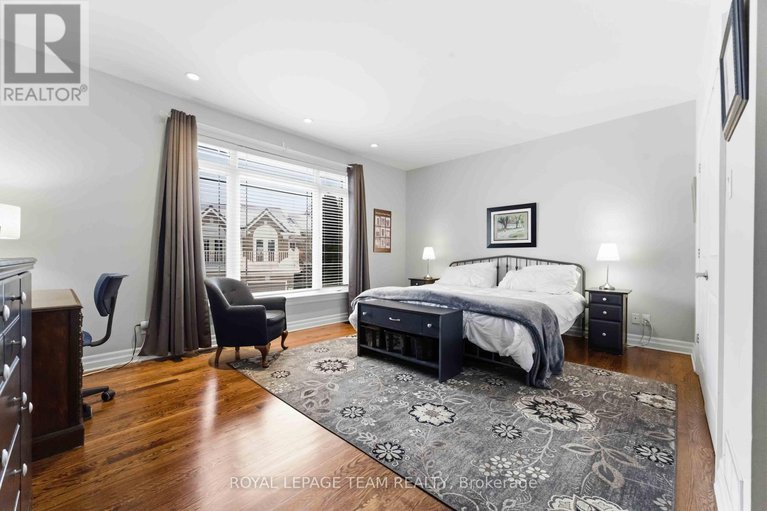 29386110/6-waterford-way/pineglencountry-place/ottawa/ontario/K2E7V4_15