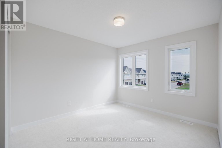 28674479/2046-postilion-street/richmond/ottawa/ontario/K0A2Z0_28