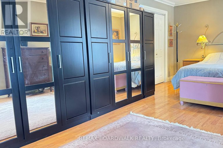 29165003/3042-dangerfield-road-w/north-grenville-twp-kemptville-south/north-grenville/ontario/K0G1J0_23