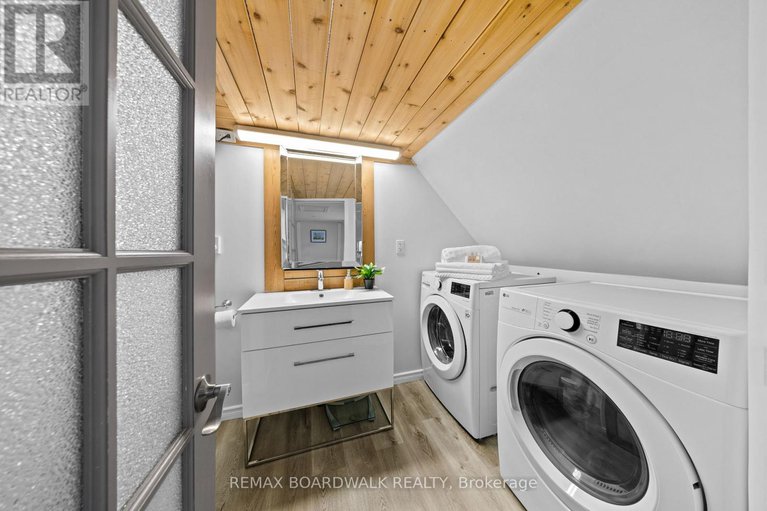 29404062/216-augusta-street/almonte/mississippi-mills/ontario/K0A1A0_16