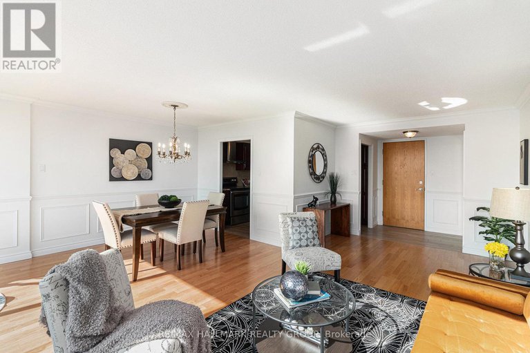 28411998/1407-2759-carousel-crescent/emerald-woodssawmill-creek/ottawa/ontario/K1T2N5_9