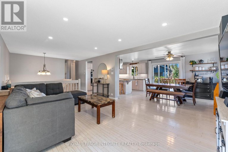 28896126/2217-lapointe-street/clarencerockland-twp/clarence-rockland/ontario/K0A1E0_17