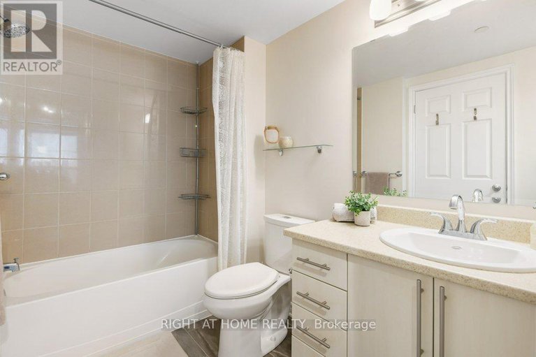 28057251/203-659-sue-holloway-drive/strandherd/ottawa/ontario/K2J5W3_15